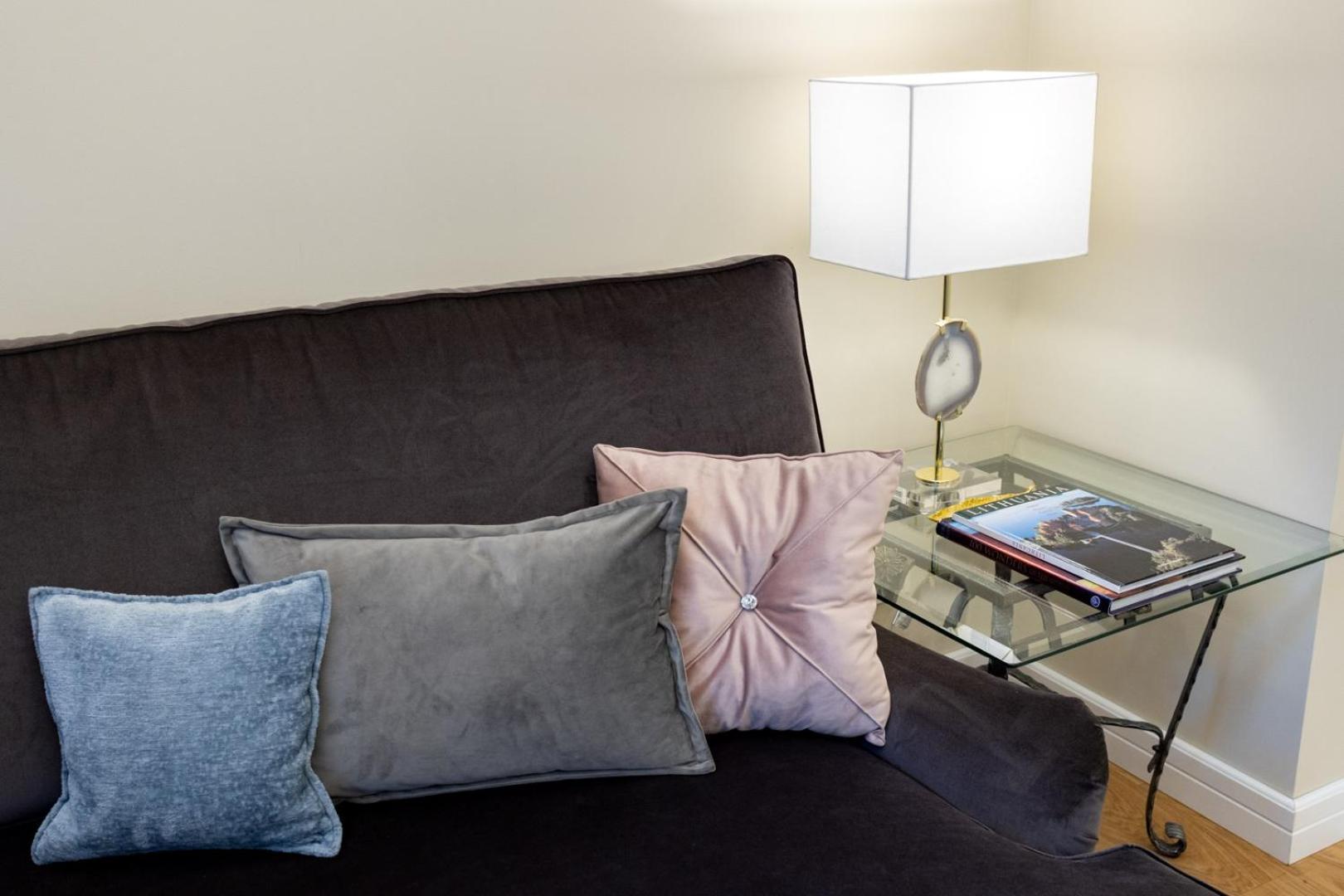 Luxury Central Apartment In Putvinskio Street Каунас Экстерьер фото